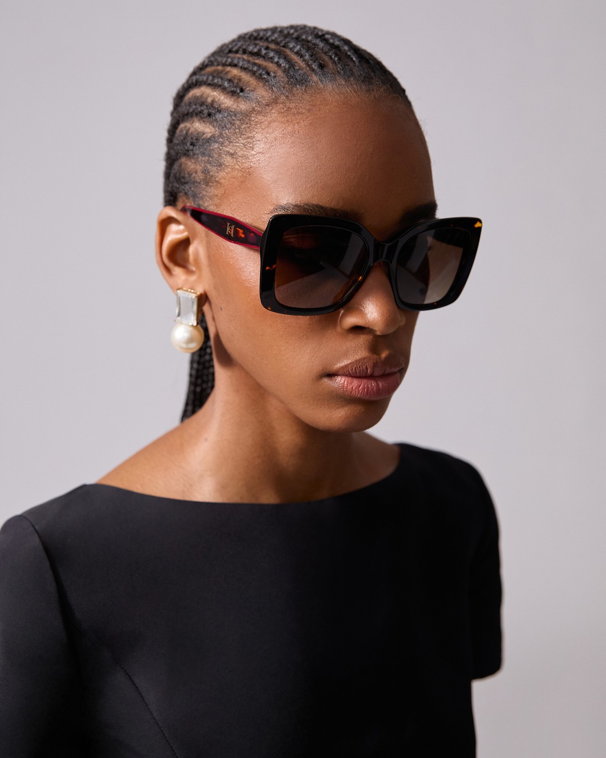 ? NIB Carolina Herrera Burgundy Oversized Sunglasses HER 0179/S Gold Temples Carolina Herrera Sunglasses for Women | eBay main image 4