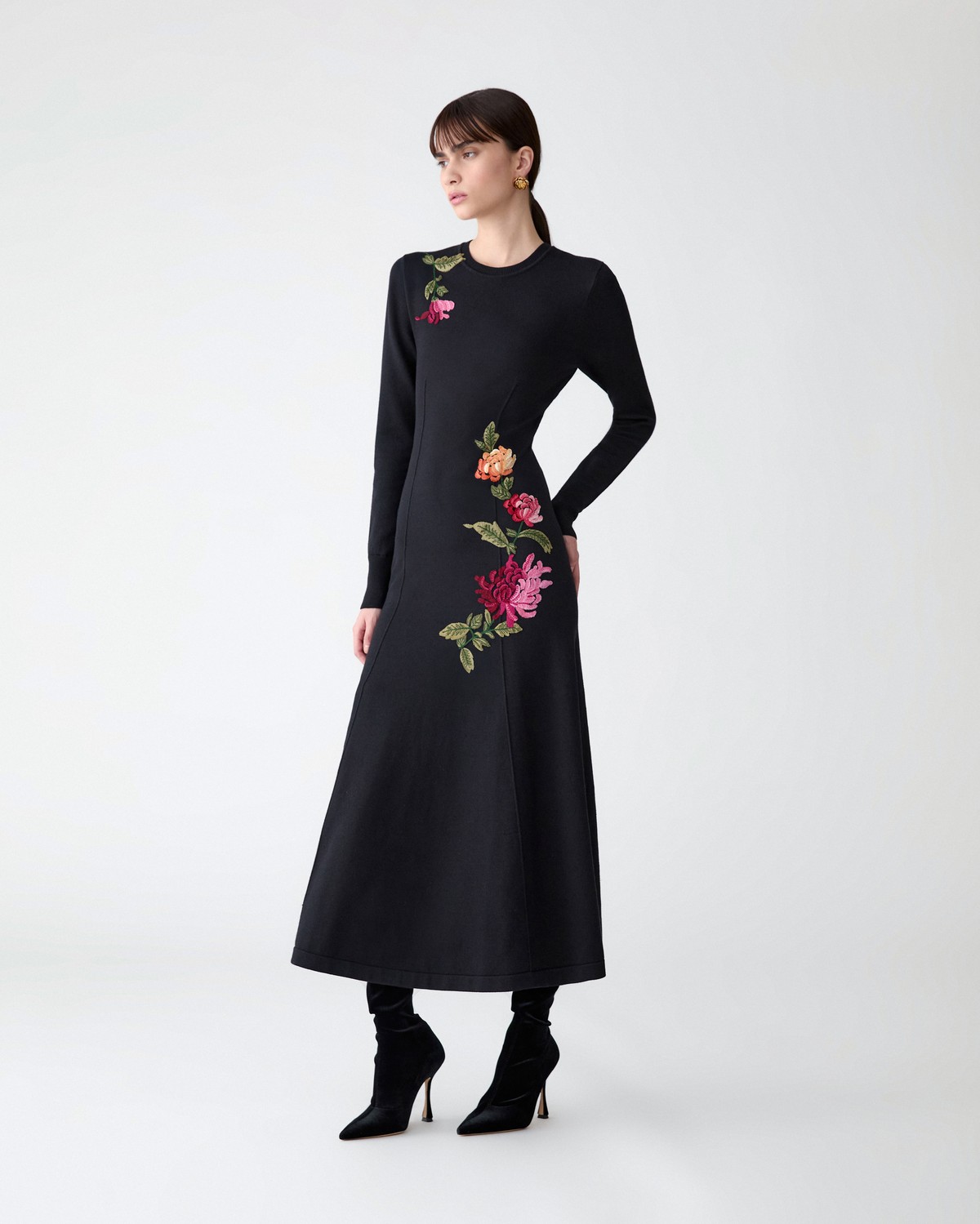 Chrysanthemum-Embroidered Midi Knit Dress | Carolina Herrera WW EN