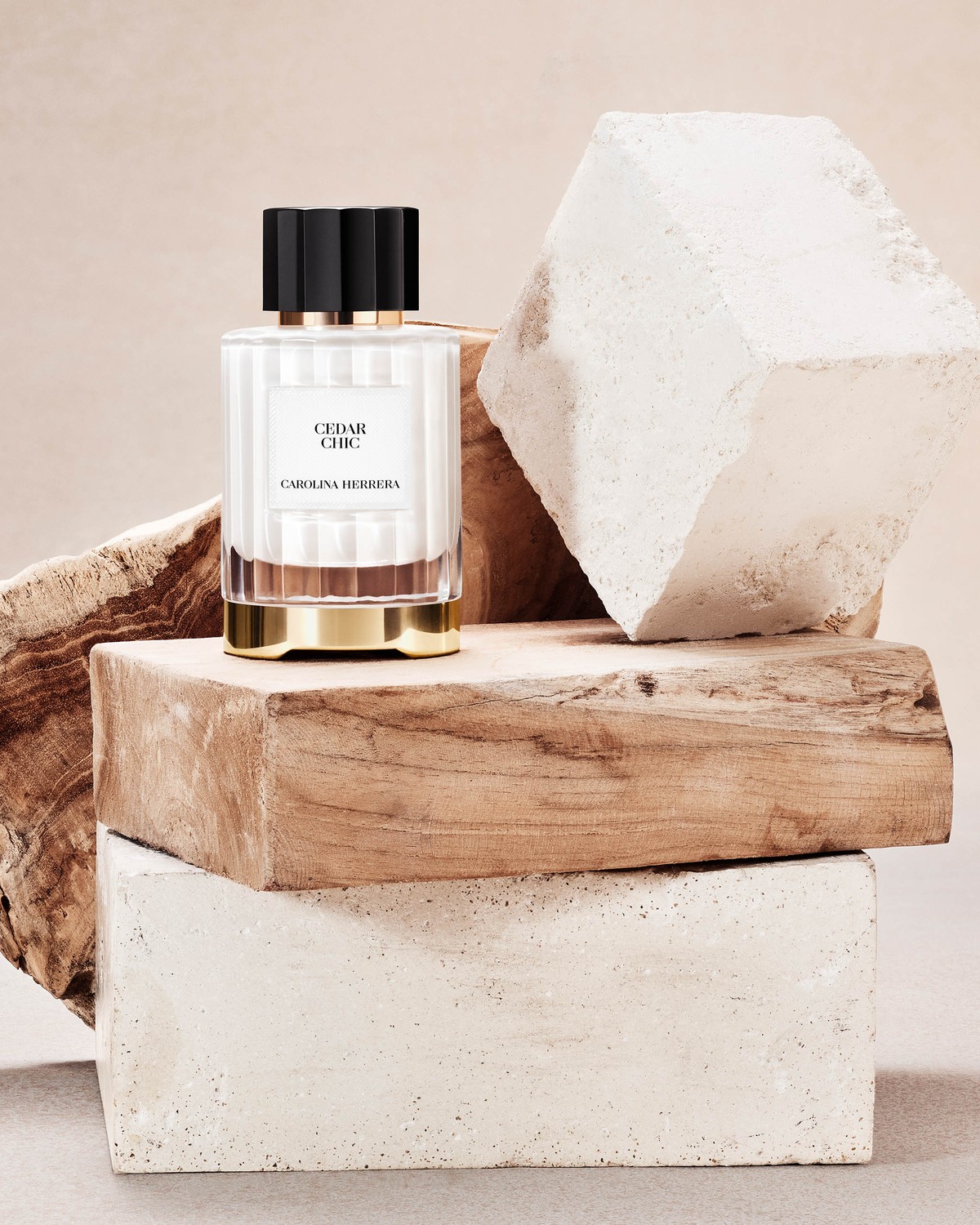 Cedar Chic 100ml Eau de Parfum | Carolina Herrera WW EN