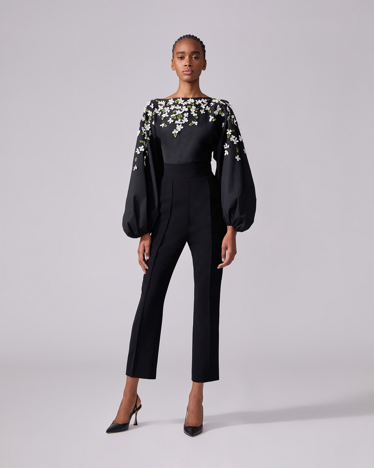 キャロリーナヘレラ　レーストップス キャロリーナヘレラ レーストップス キャロリーナヘレラレーストップス