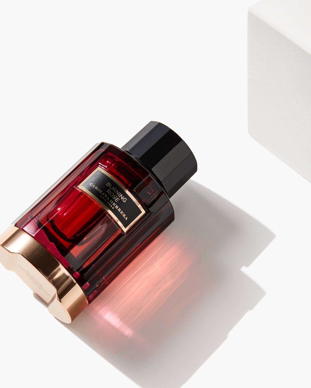 Burning Rose - Fragrances | Carolina Herrera