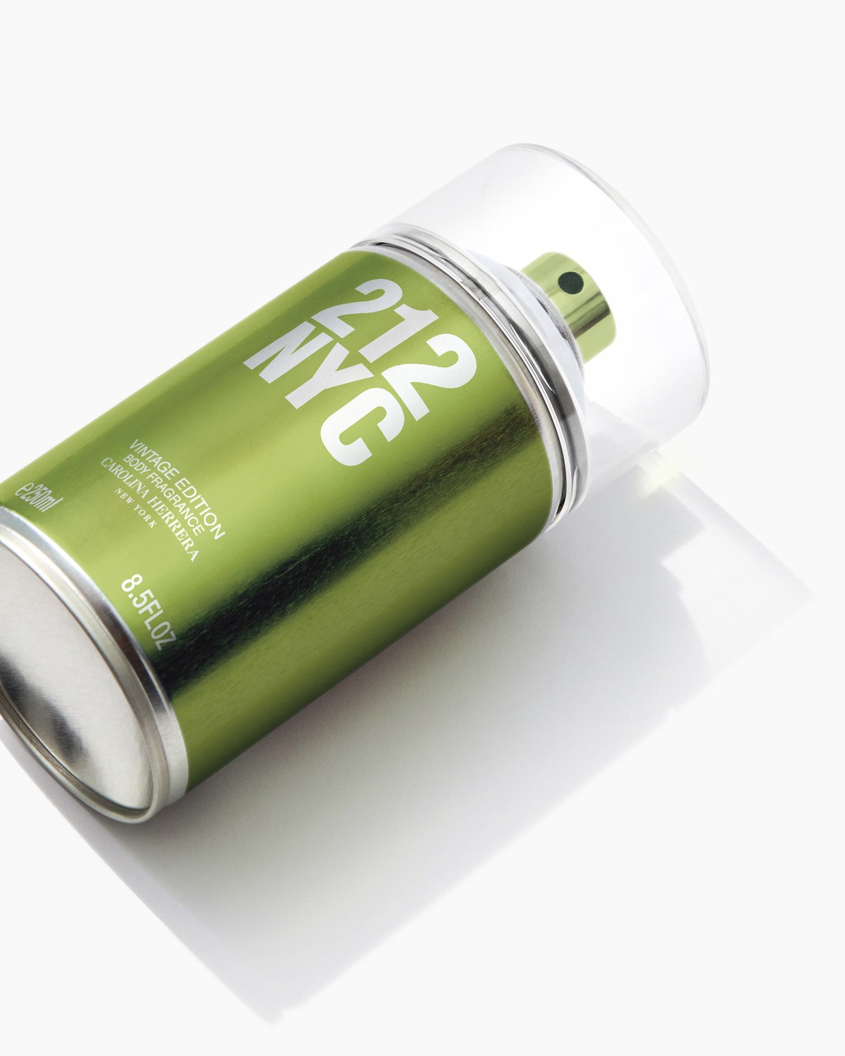 212 NYC Seductive Body Spray 250ml | Carolina Herrera