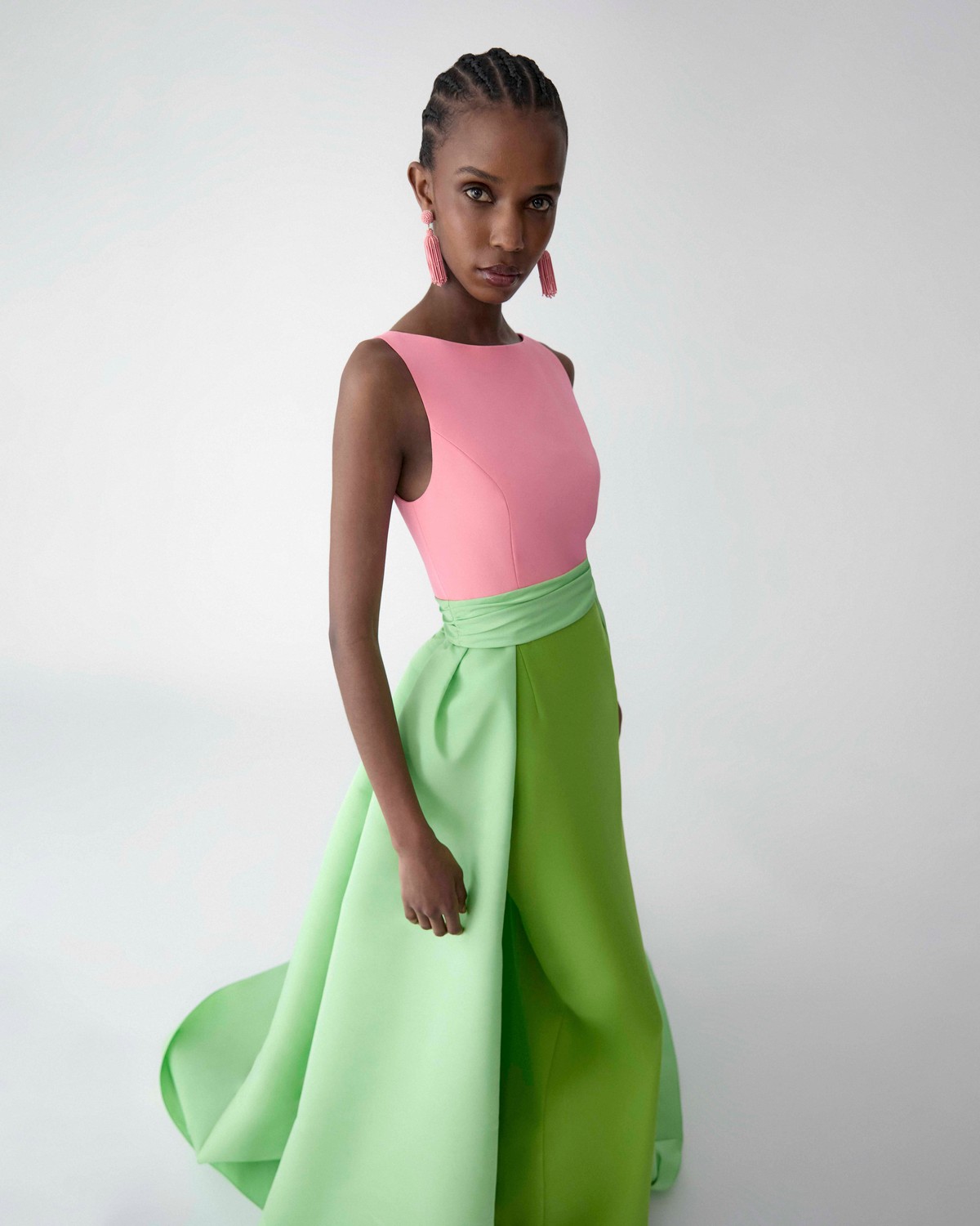 green dress carolina herrera Carolina Herrera Halter Neck Bias Gown With Detachable Cape – Bluefly