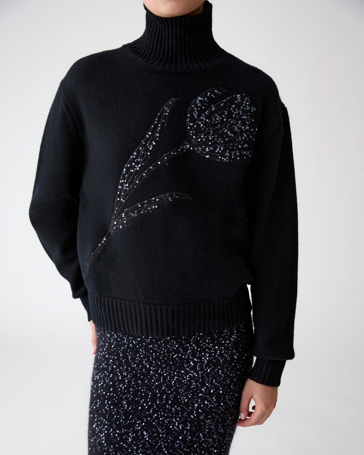 Turtleneck Sweater with Tulip Embroidery - Ready - To - Wear