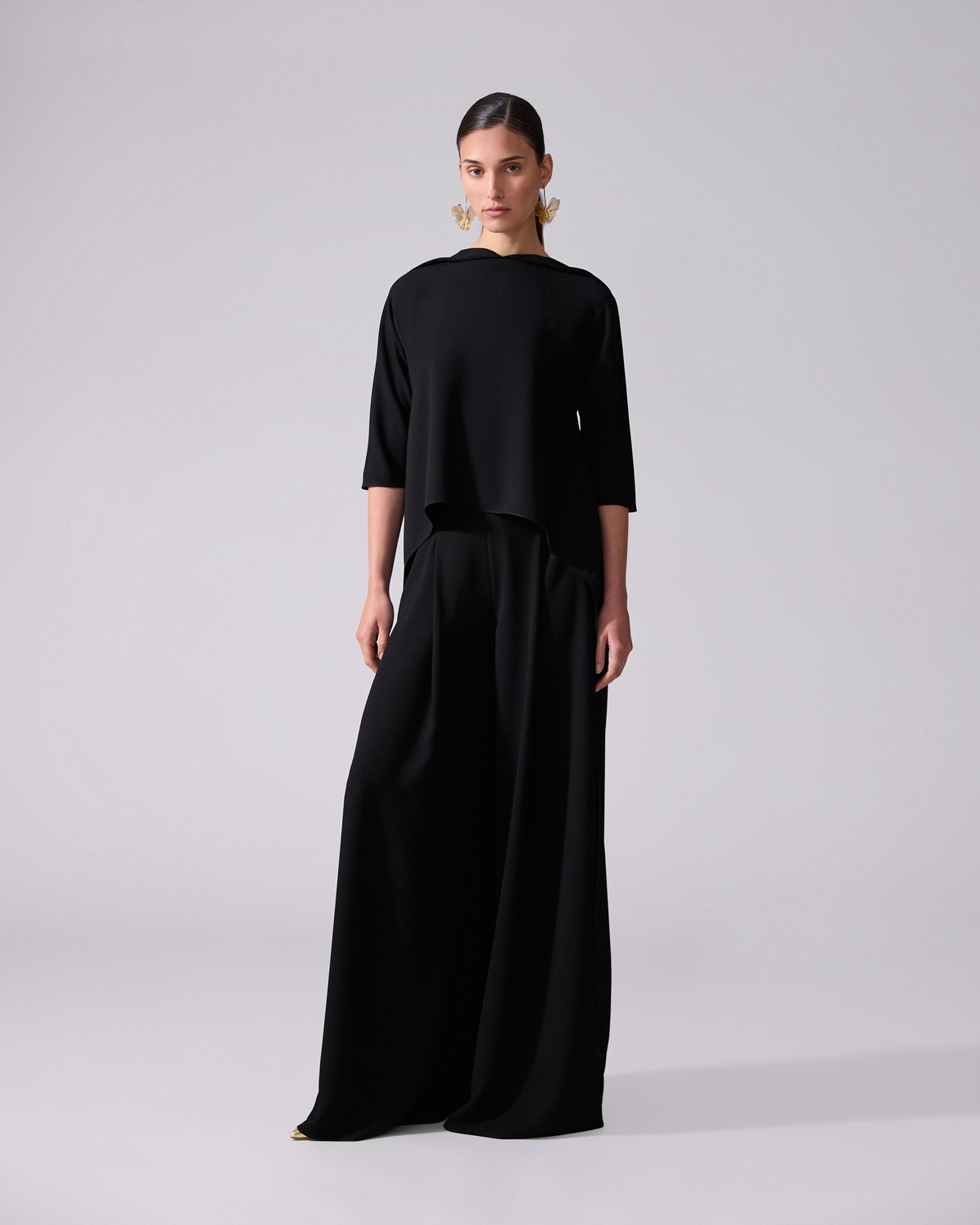 ジャケット・アウター CAPE RIBBON BLOUSE M7477 | Misses' Hooded, Collared or Collarless Capes, and
