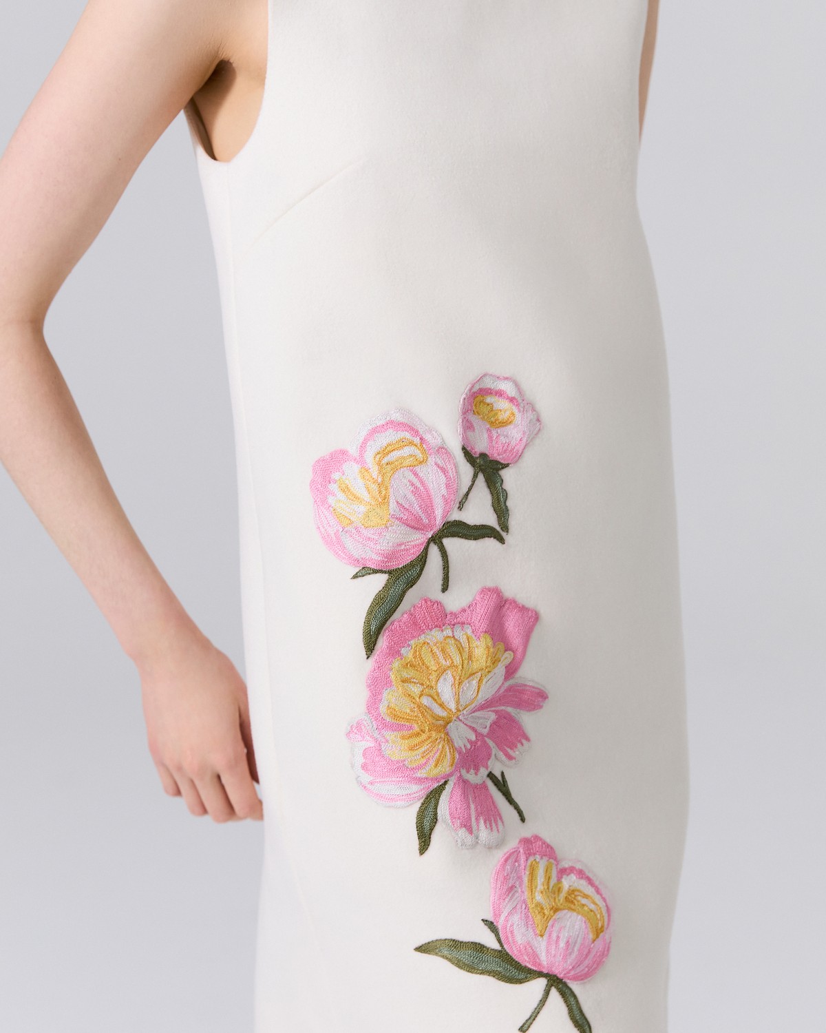 Floral Embroidered Shift Mini Dress Ready To Wear Carolina Herrera Carolina Herrera