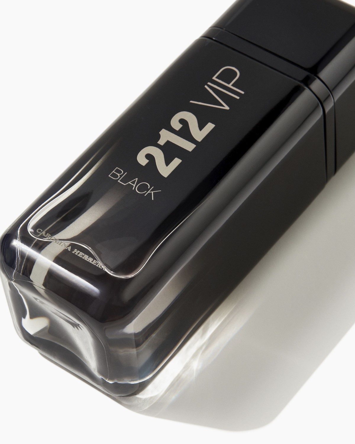 212 VIP Black 200ml Eau de Parfum | Carolina Herrera DE