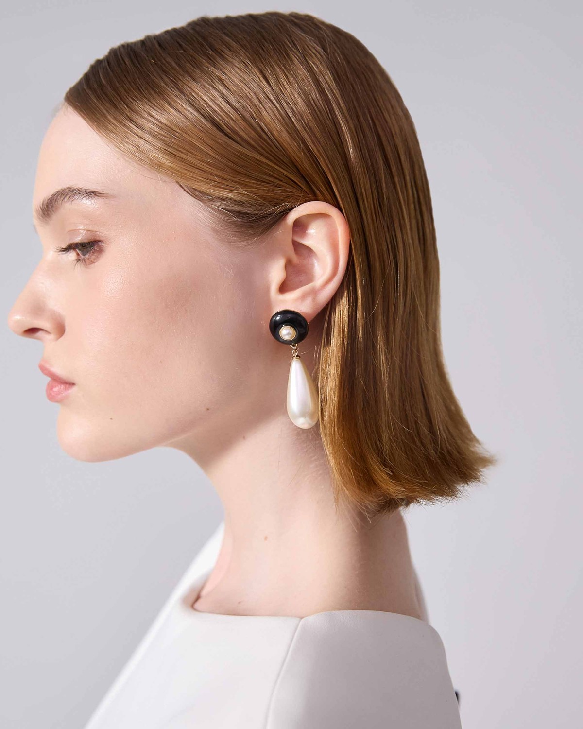 Pearl and Crystal Drop Earrings - Accessories | Carolina Herrera