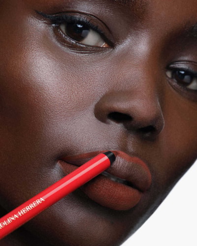 Fabulous Kiss Lip Liner