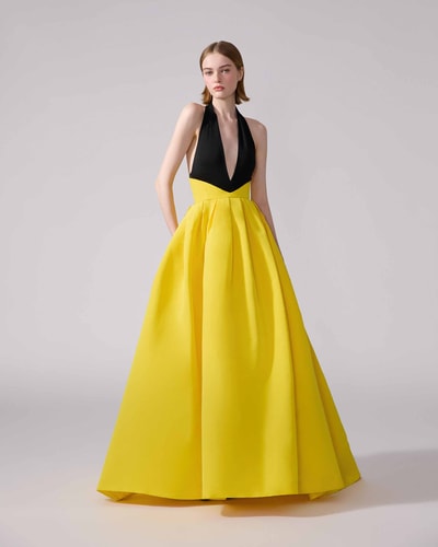 Halterneck V-Waist Gown - Ready - To - Wear | Carolina Herrera Halterneck V-Waist Gown - Ready - To - Wear | Carolina Herrera