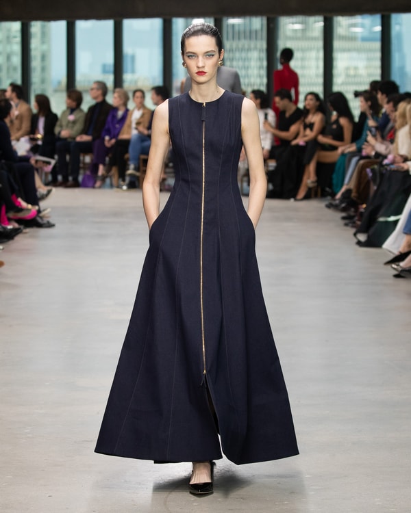 Carolina-Herrera-FW24-11.jpg