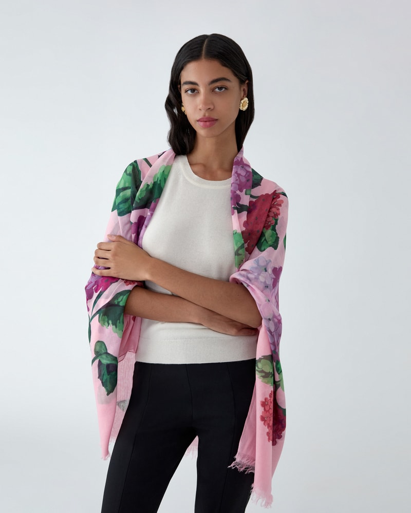 Hydrangea Scarf
