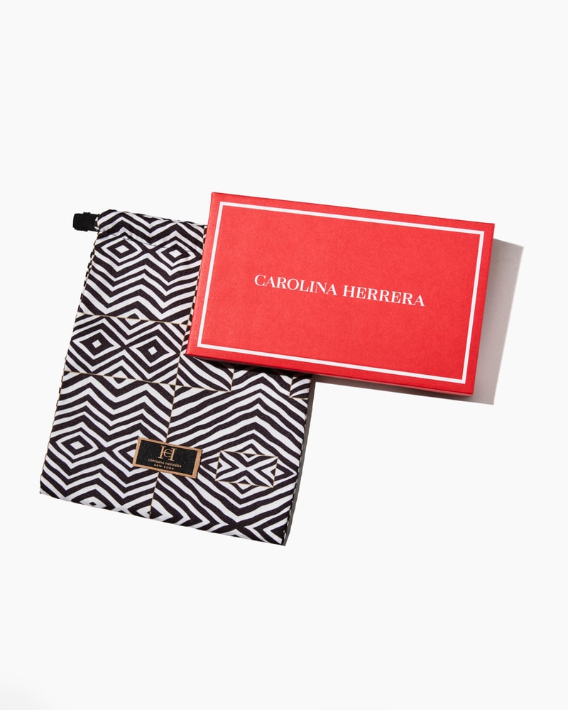 HC CUS POUCH+RIBBON ZEBRA GWP L4