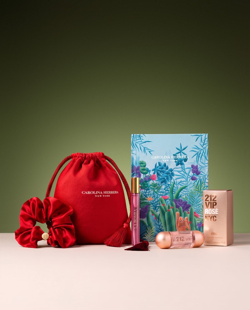 pouch, megaspritzer and miniature