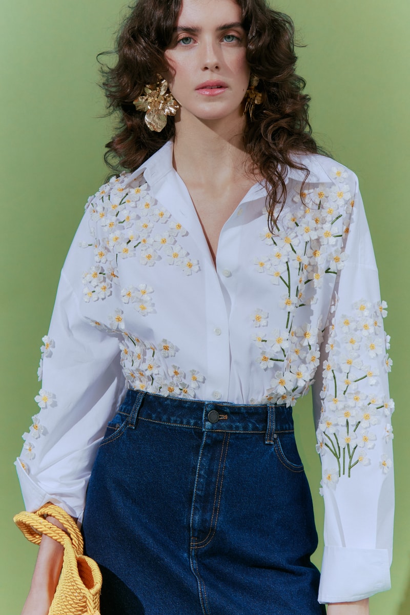 Model wearing look from Resort 2027 - Carolina Herrera