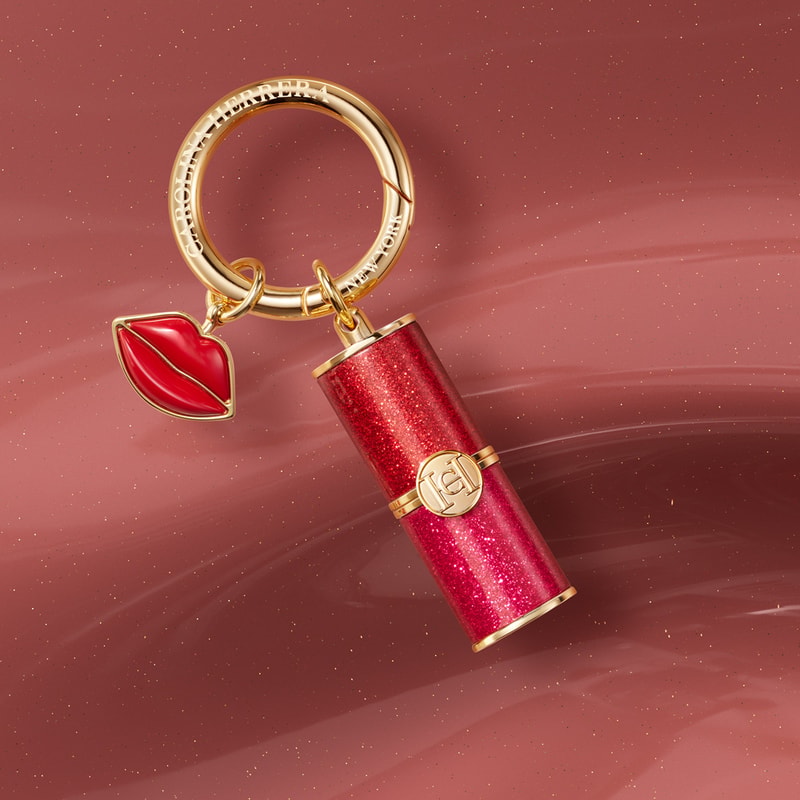 ch-makeup-goodgirl-shimmer-case-iamge | Carolina Herrera