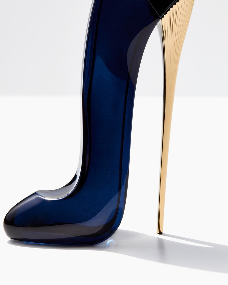 Carolina herrera perfume blue clearance
