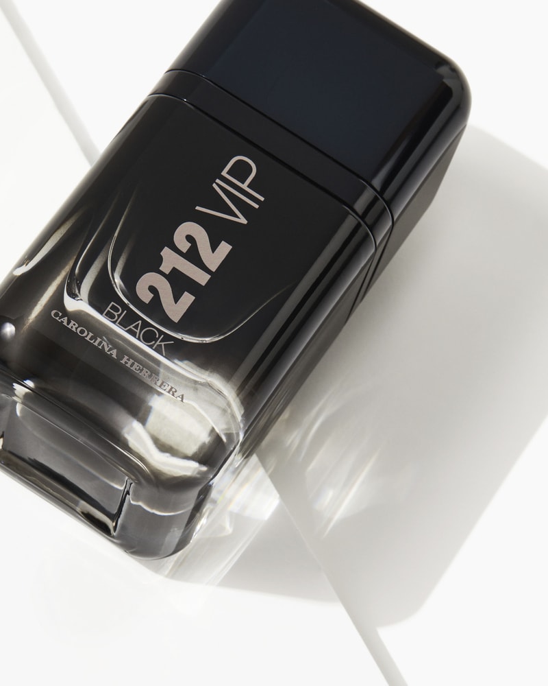 Carolina herrera black vip shop
