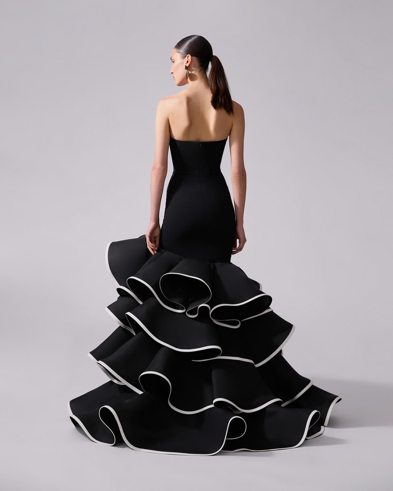 Strapless Gown With Folded Ruffles Ready to Wear Carolina Herrera