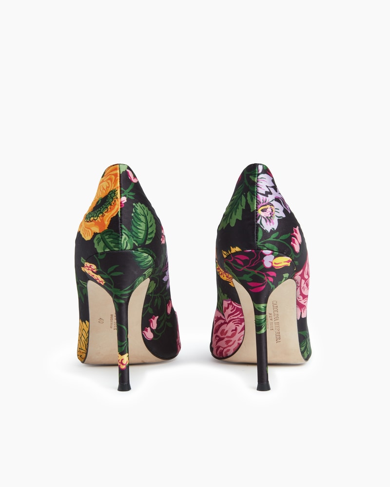 Pumps floral store