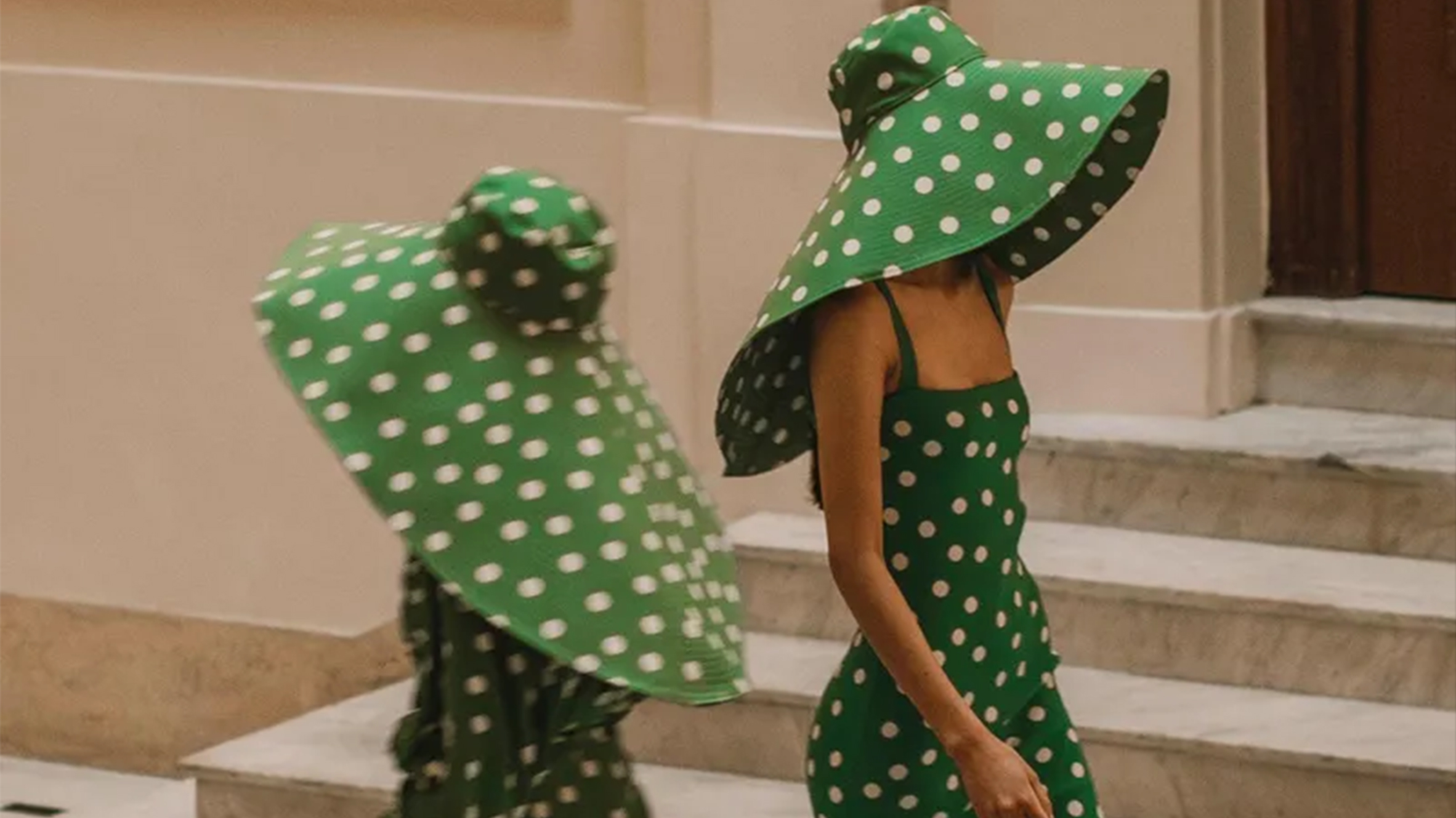 carolina herrera green polka dot dress Carolina Herrera Green Polka Dot Polyester Midi Dress Size 8 US